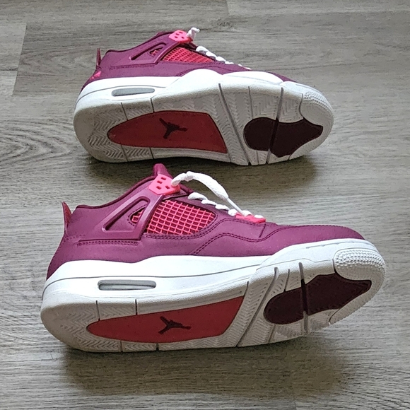 Nike Air Jordan 4 Retro GS Fuchsia Blast- Size 7Y - Picture 9 of 9